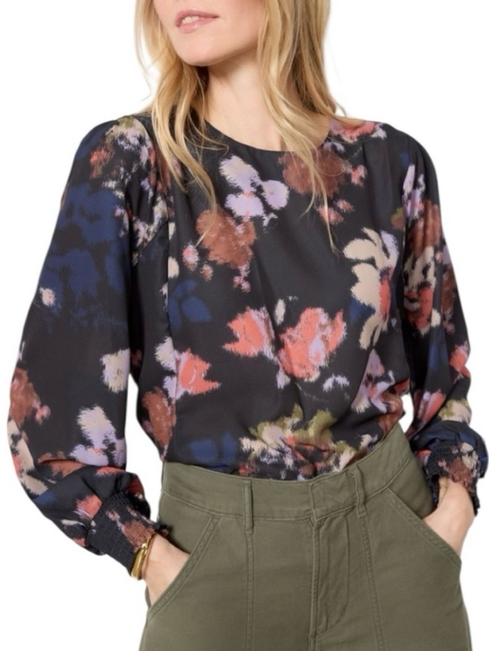 Evereve Lua Blurry Navy Floral Blouse